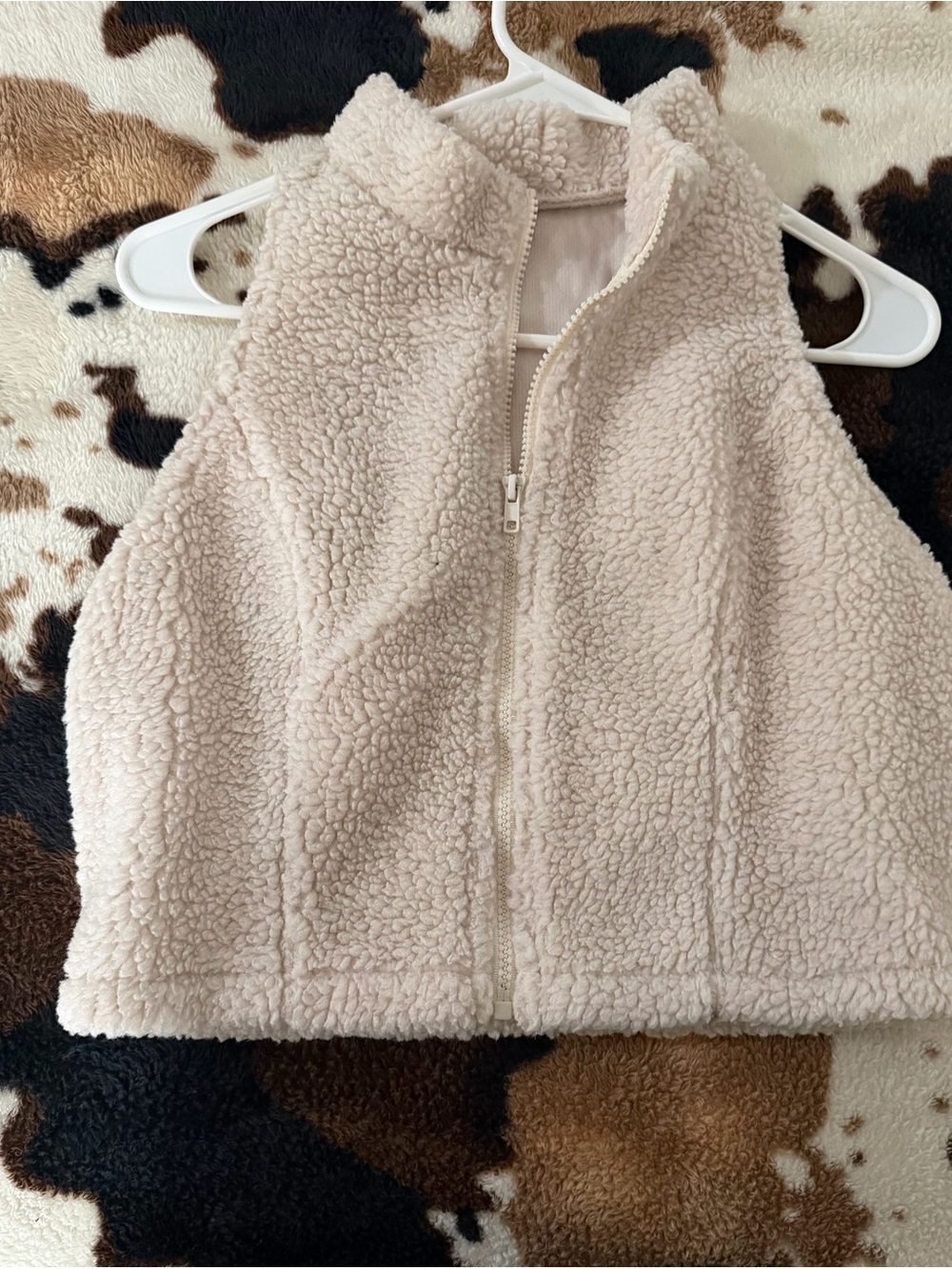 SHEIN Cream Sherpa Zip-Up Vest